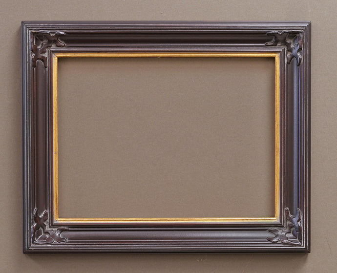 Nouveau Black w/Gold