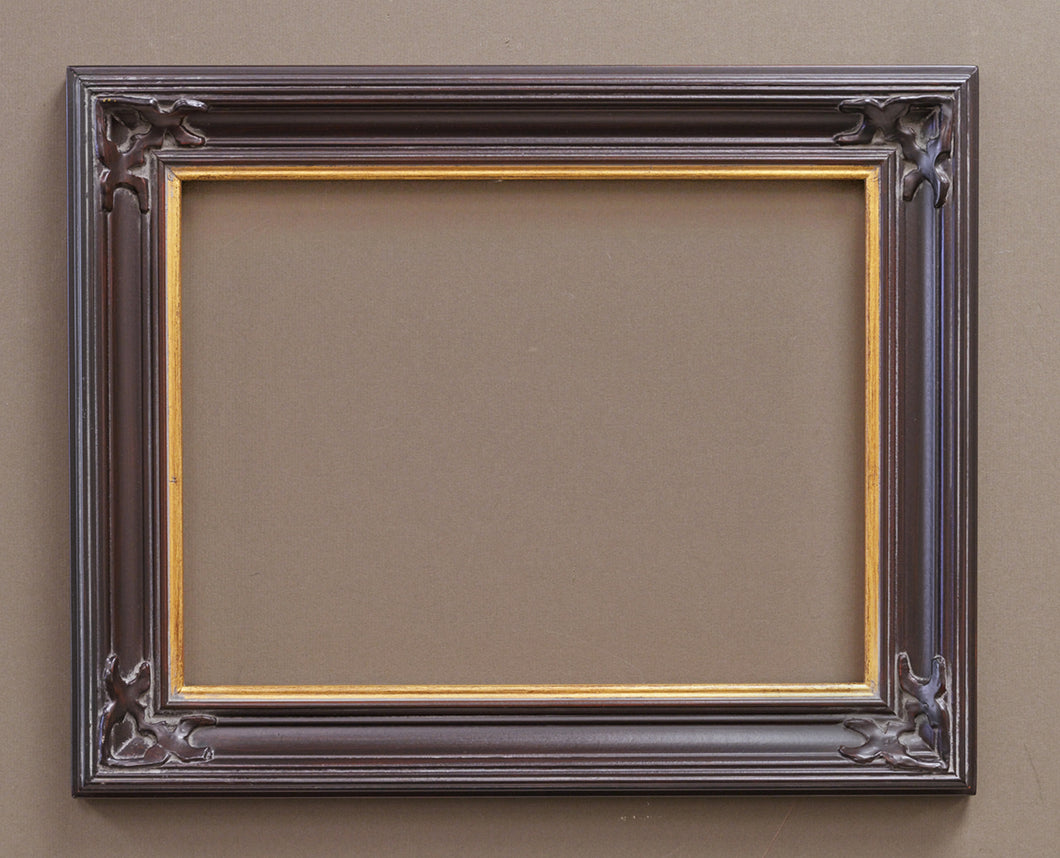 Nouveau Black w/Gold