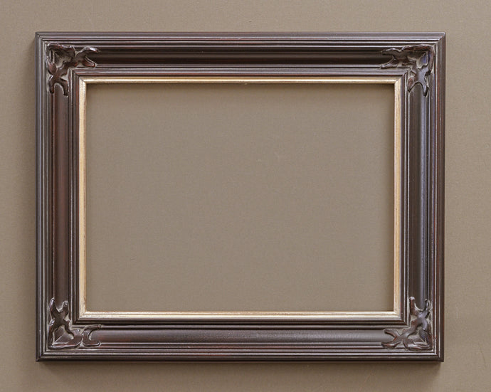 Nouveau Black w/Silver